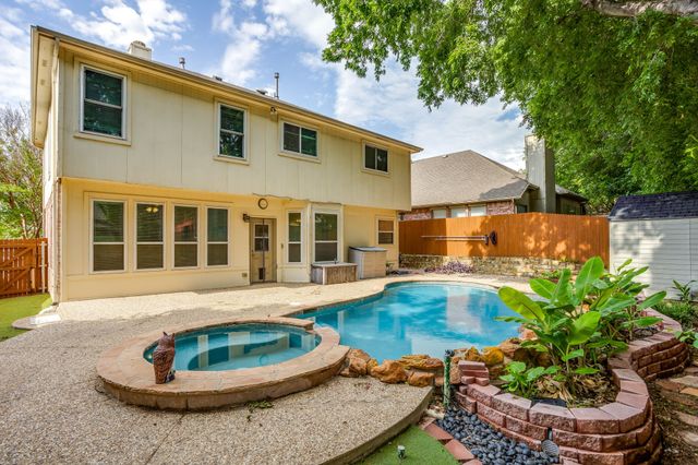 4917 Dougal Avenue, Fort Worth, TX 76137