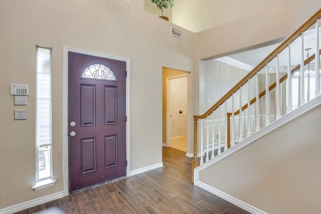 4917 Dougal Avenue, Fort Worth, TX 76137