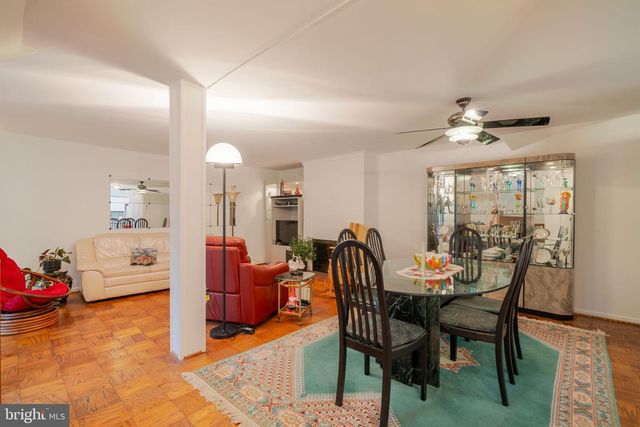 201 GARDEN CT, Falls Church, VA 22046