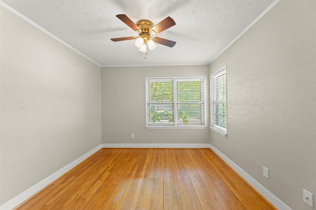 8106 Lorrie Drive, Houston, TX 77025