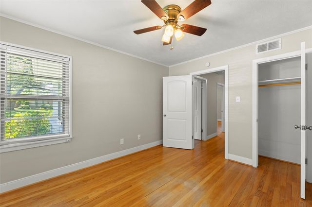 8106 Lorrie Drive, Houston, TX 77025