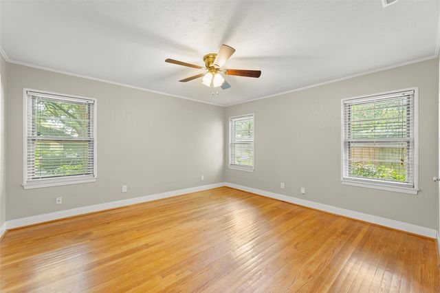 8106 Lorrie Drive, Houston, TX 77025