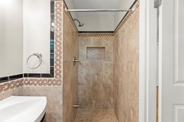 8106 Lorrie Drive, Houston, TX 77025