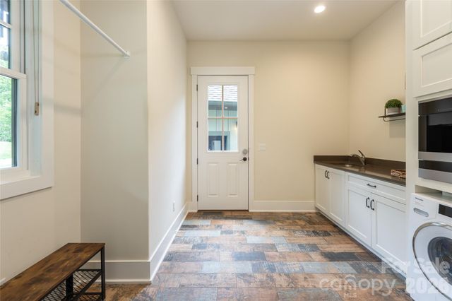 44 Woodland Aster Way, Asheville, NC 28804
