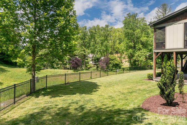 44 Woodland Aster Way, Asheville, NC 28804