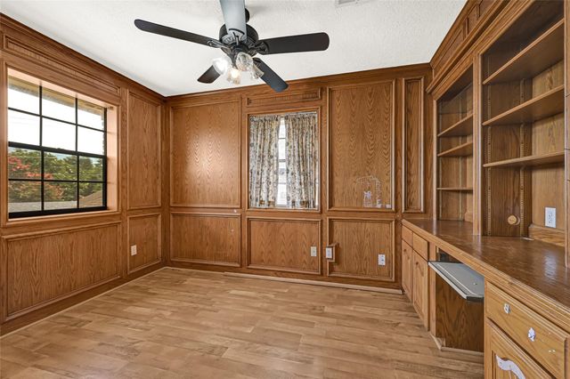 5219 White Manor Drive, Pasadena, TX 77505