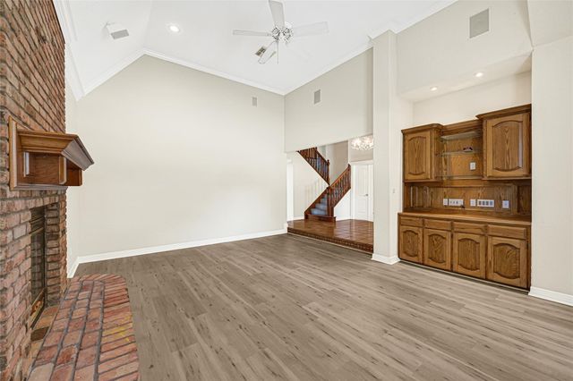 5219 White Manor Drive, Pasadena, TX 77505