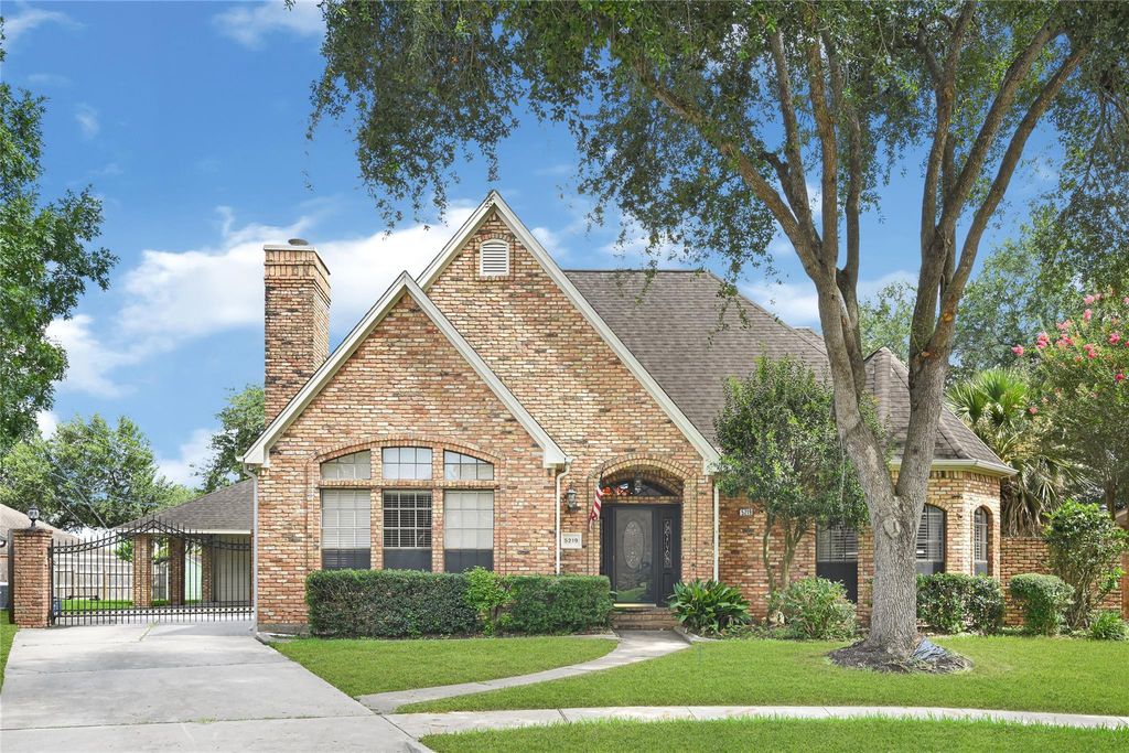 5219 White Manor Drive, Pasadena, TX 77505
