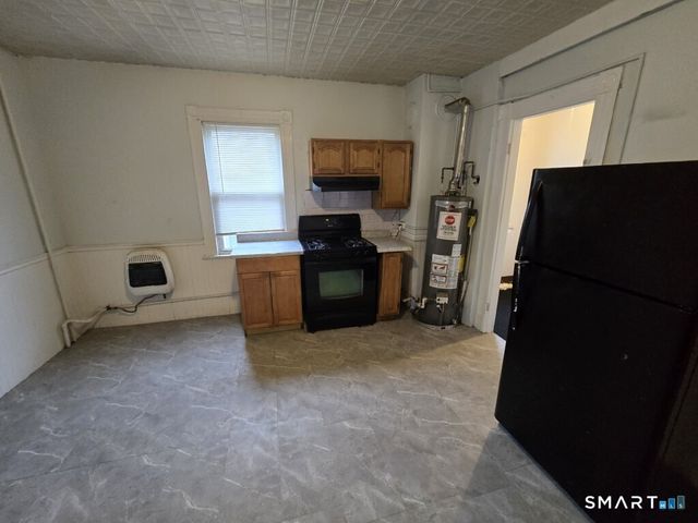 779 E. Main Street 2nd floor, Waterbury, CT 06702