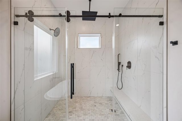 227 E 26th Street, Houston, TX 77008