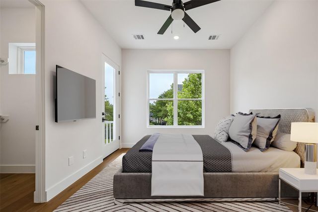 227 E 26th Street, Houston, TX 77008