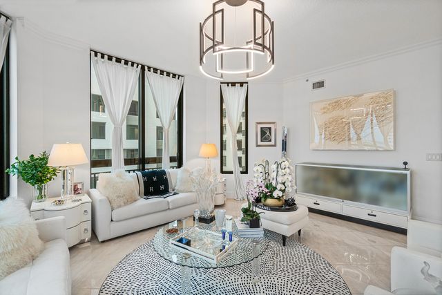 701 S Olive Avenue 928, West Palm Beach, FL 33401