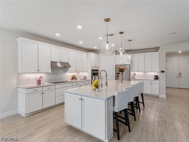 12905 Hadley CT, Fort Myers, FL 33913