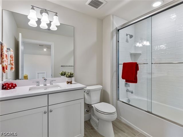 12905 Hadley CT, Fort Myers, FL 33913