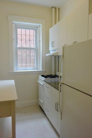 1330 Commonwealth Avenue 6, Boston, MA 02134