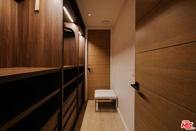 6250 Hollywood Boulevard 14A, Los Angeles, CA 90028