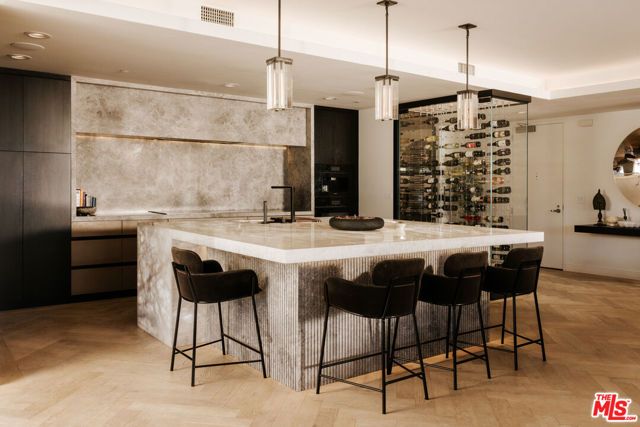 6250 Hollywood Boulevard 14A, Los Angeles, CA 90028