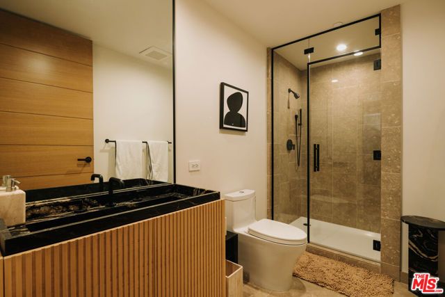 6250 Hollywood Boulevard 14A, Los Angeles, CA 90028