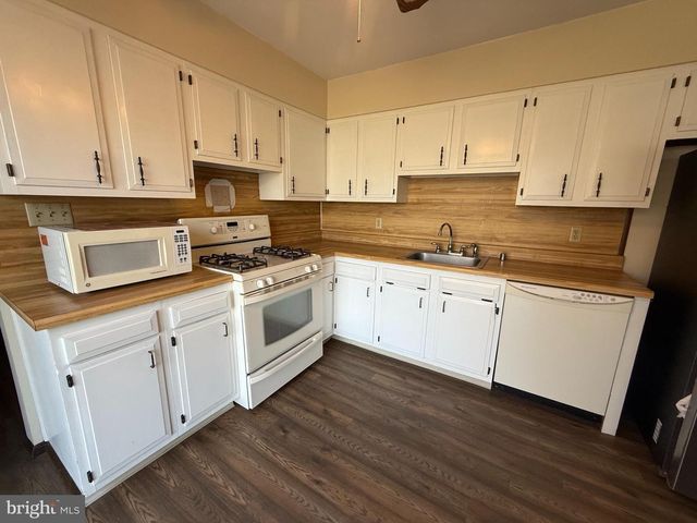 23 SANDY LN, Millville, NJ 08332