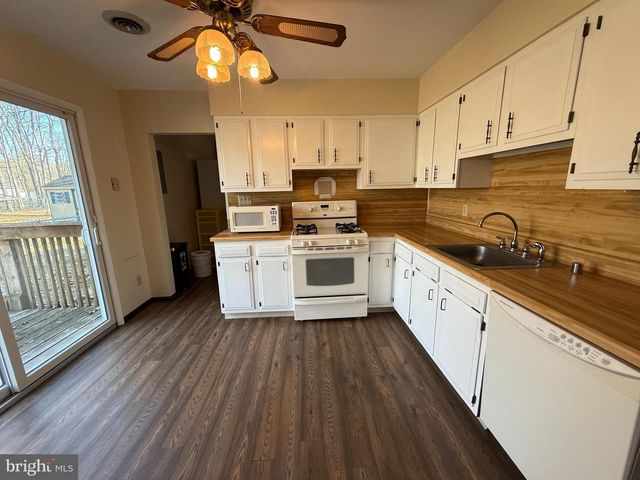 23 SANDY LN, Millville, NJ 08332