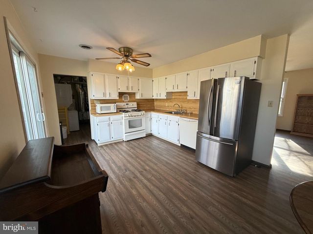 23 SANDY LN, Millville, NJ 08332