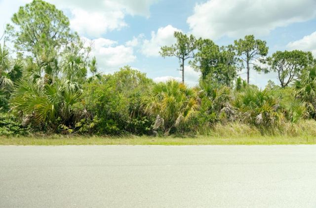 SAWYER CIRCLE, North Port, FL 34288