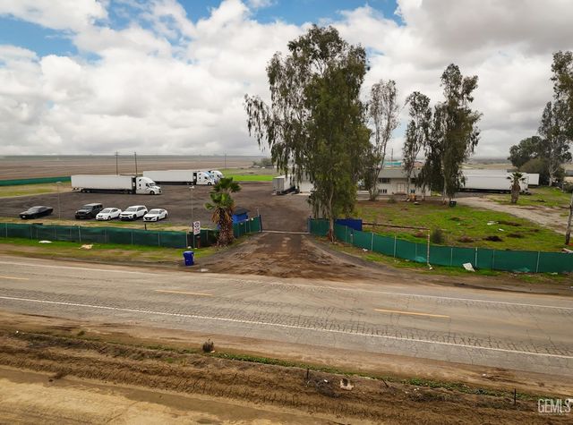 4359 Di Giorgio Road, Bakersfield, CA 93307