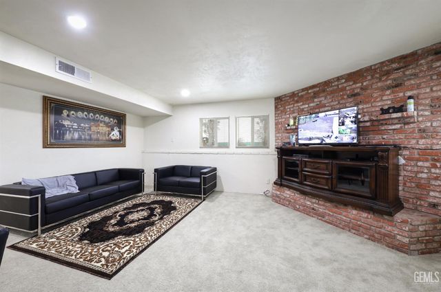 4359 Di Giorgio Road, Bakersfield, CA 93307