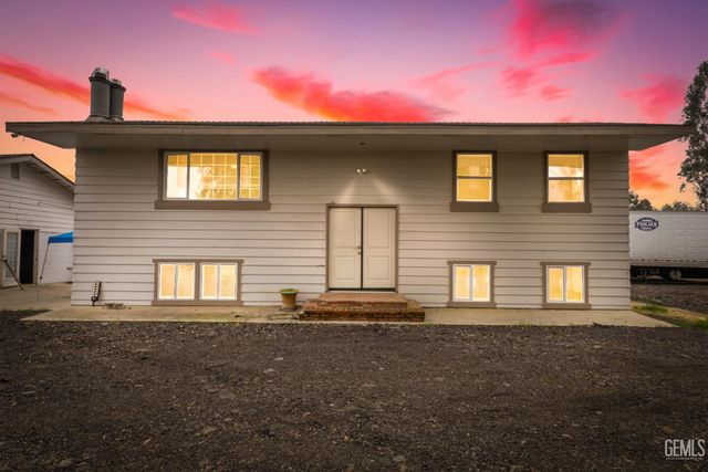 4359 Di Giorgio Road, Bakersfield, CA 93307