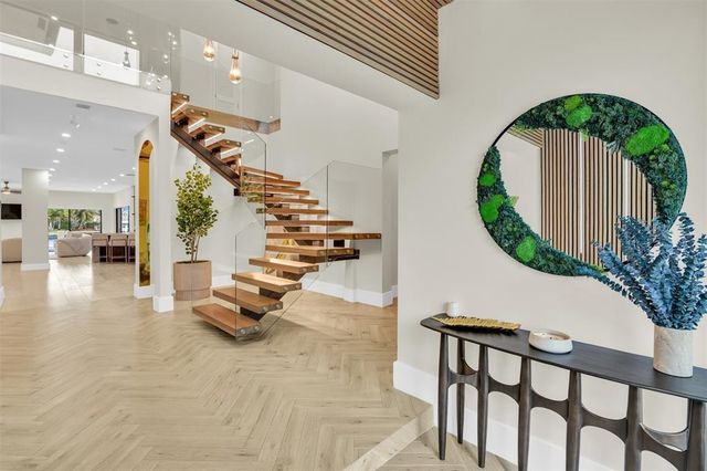 319 S Riverside Drive, Pompano Beach, FL 33062