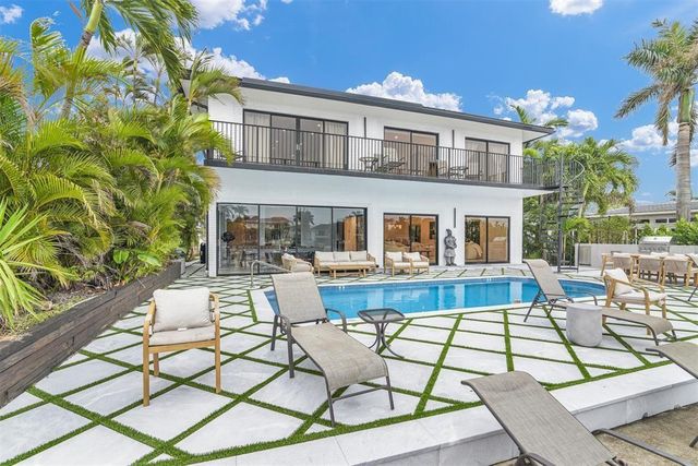 319 S Riverside Drive, Pompano Beach, FL 33062