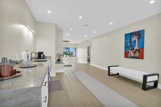 319 S Riverside Drive, Pompano Beach, FL 33062