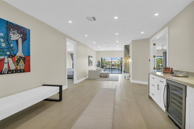 319 S Riverside Drive, Pompano Beach, FL 33062