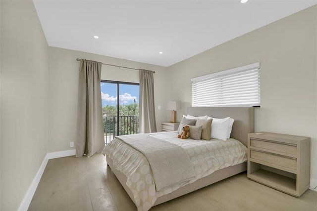 319 S Riverside Drive, Pompano Beach, FL 33062