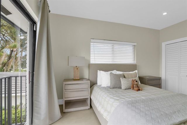 319 S Riverside Drive, Pompano Beach, FL 33062