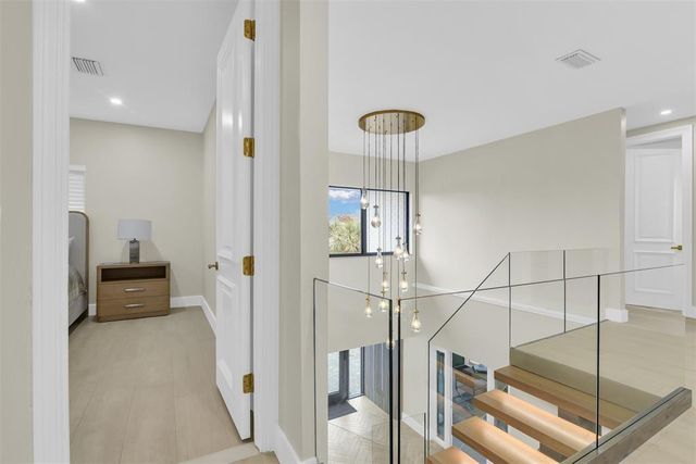 319 S Riverside Drive, Pompano Beach, FL 33062