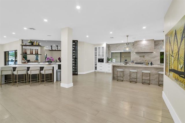 319 S Riverside Drive, Pompano Beach, FL 33062