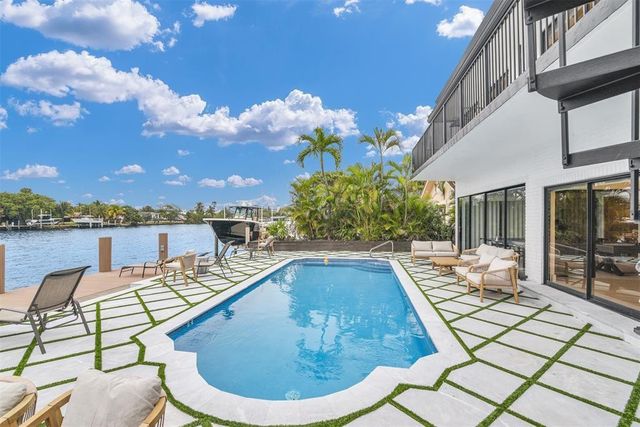 319 S Riverside Drive, Pompano Beach, FL 33062