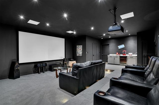 319 S Riverside Drive, Pompano Beach, FL 33062