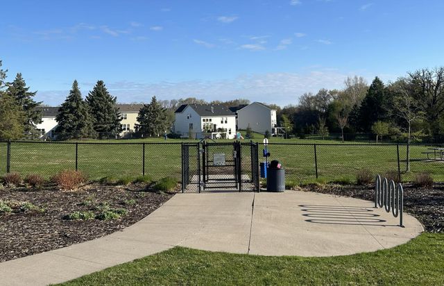 13738 54th Place N, Plymouth, MN 55446