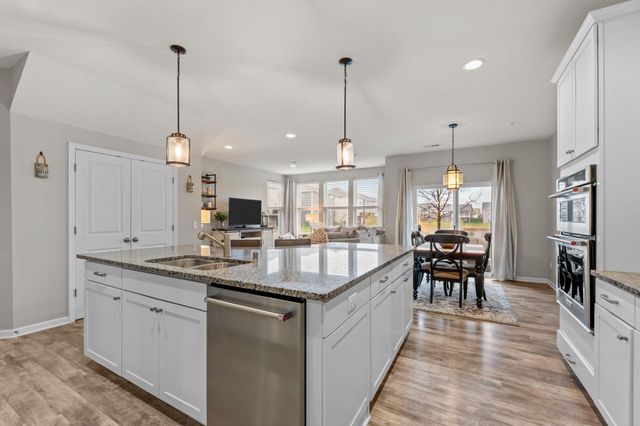 13738 54th Place N, Plymouth, MN 55446