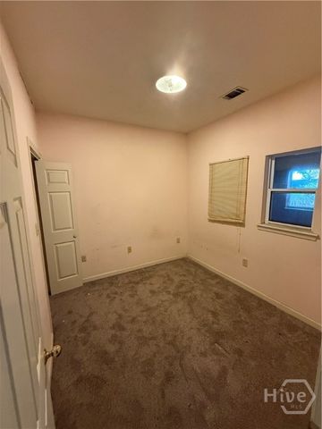 2106 Auburn Street, Savannah, GA 31404