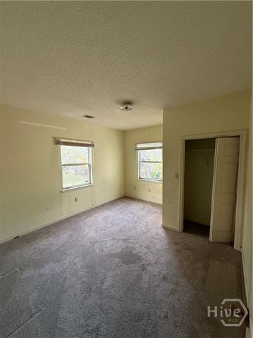 2106 Auburn Street, Savannah, GA 31404