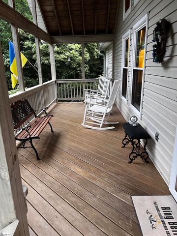 106 Stonegate Court, Simpsonville, SC 29681