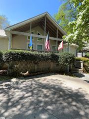 106 Stonegate Court, Simpsonville, SC 29681
