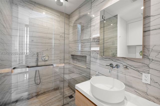 8701 Collins Ave 705, Miami Beach, FL 33154