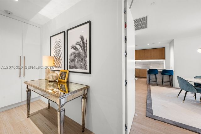 8701 Collins Ave 705, Miami Beach, FL 33154