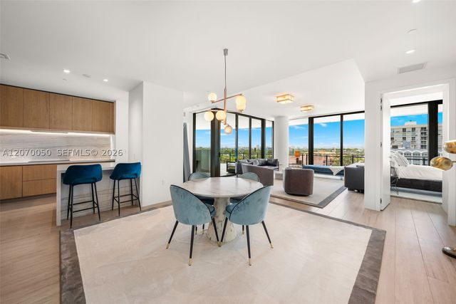 8701 Collins Ave 705, Miami Beach, FL 33154