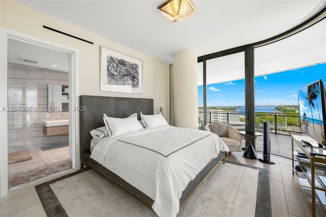 8701 Collins Ave 705, Miami Beach, FL 33154