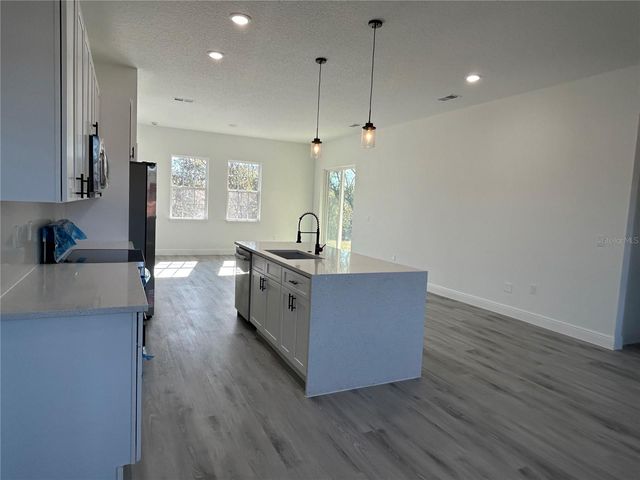 555 MARION OAKS GOLF ROAD, Ocala, FL 34473
